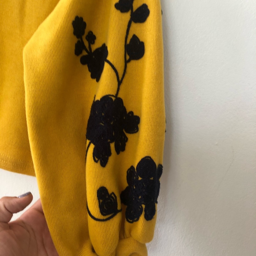 Mustard ruffle blouse - Picture 5 of 7